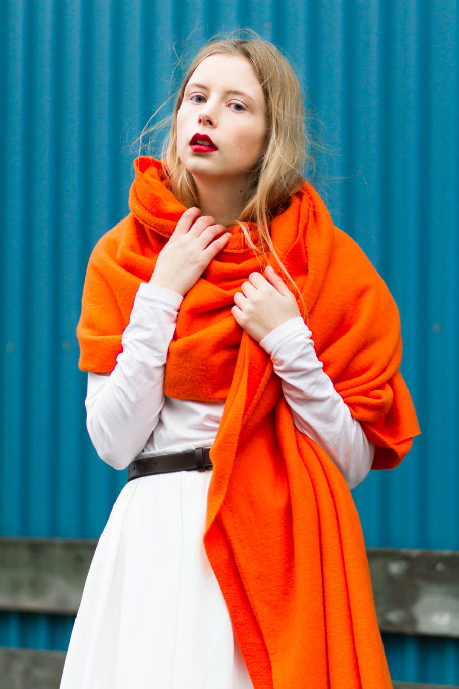 outfit november nemesis babe marie jensen danish blogger all white skirt asos blanket scarf bright orange red lipstick russian red mac cosmetics marni shoes -6
