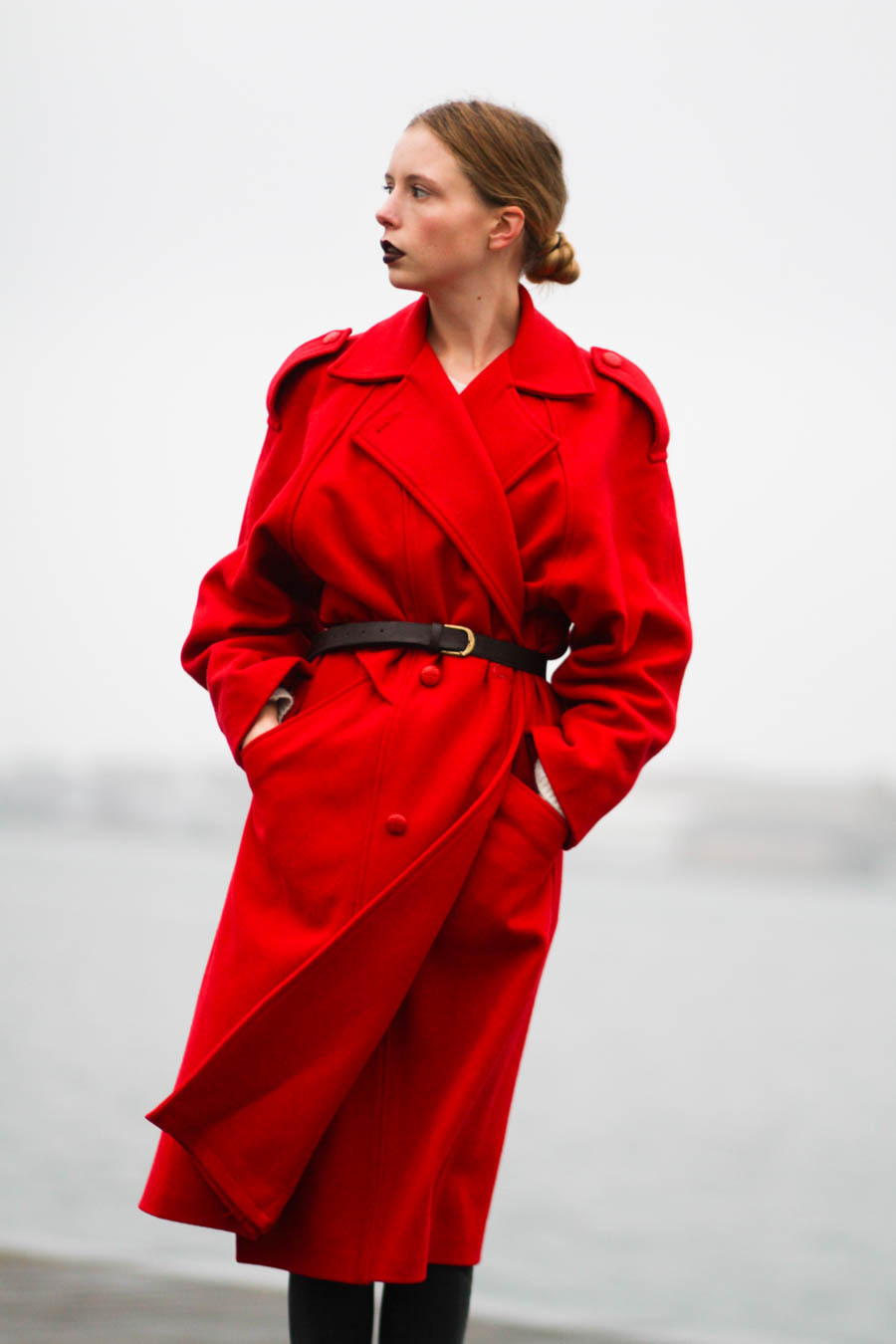 red coat nemesis babe blog marie jensen dark lipstick-1