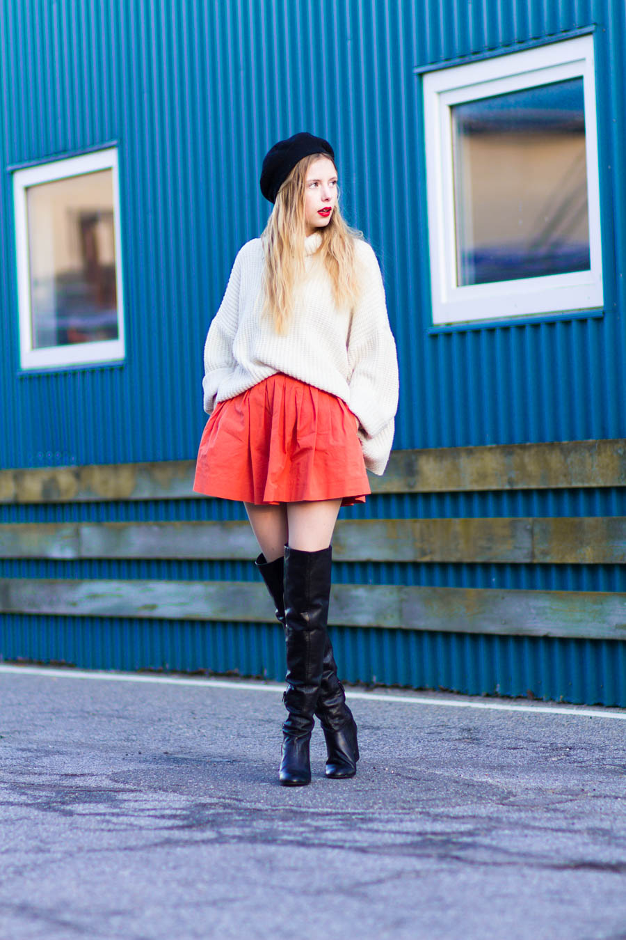 outfit december nemesis babe marie jensen danish blogger thigh high boots sarenza zara orange skirt vintage sweater and beret-3