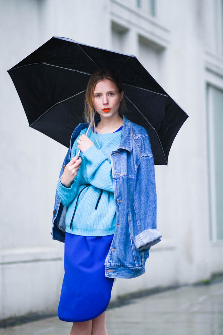 outfit May nemesis babe marie jensen danish blogger rainy blue outfit designers remix baum und pferdgarten doc martens vintage-6