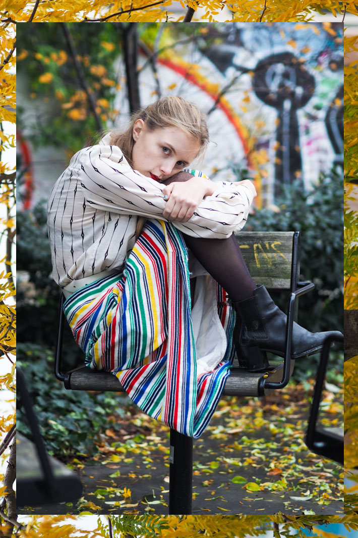 outfit-october-fall-colorful-colorfall-16-nemesis-babe-marie-my-jensen-danish-blogger-leaves-stripes-baum-shirt-vintage-skirt-8-collage1